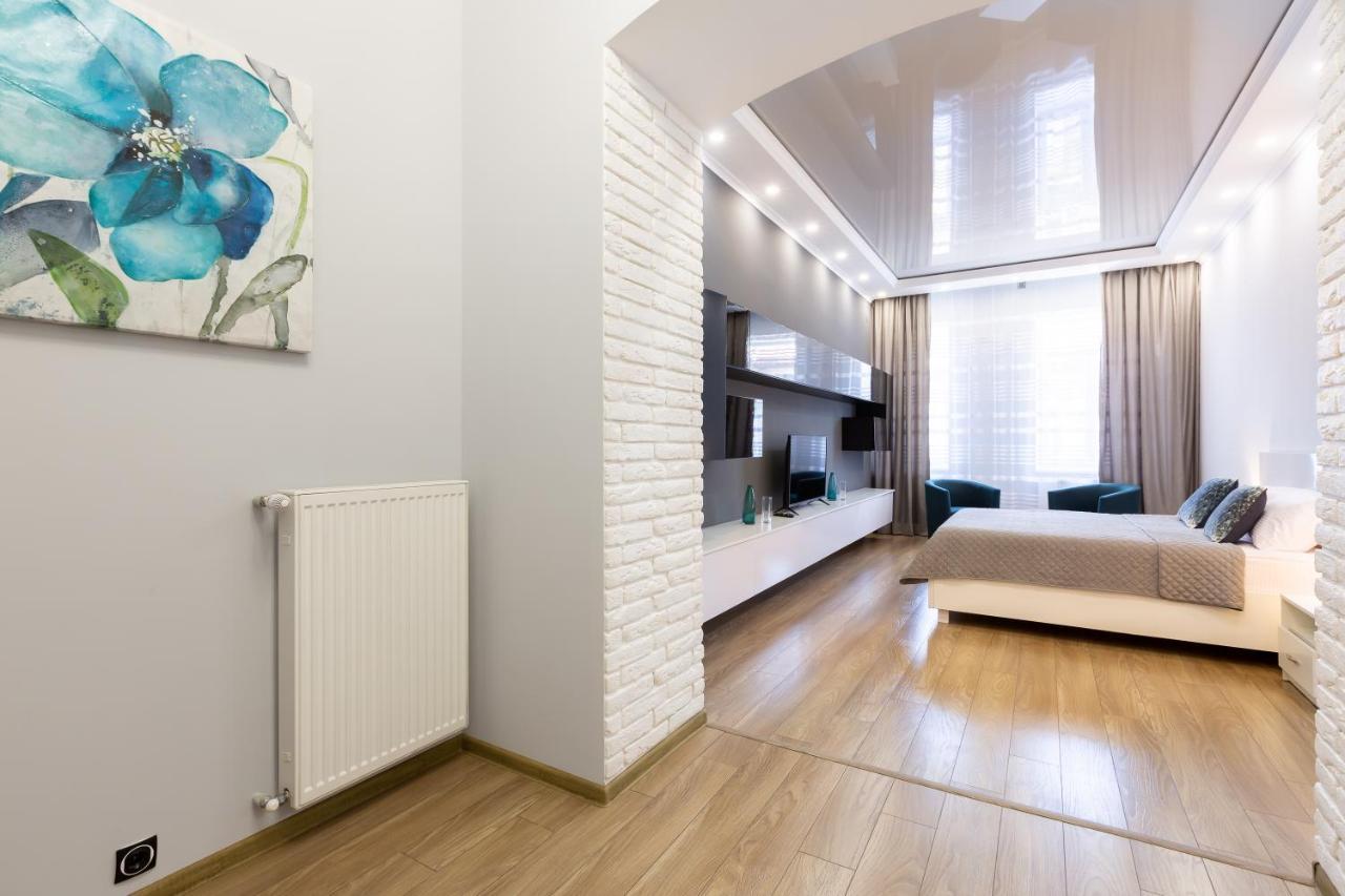 Best Apartment Kulisha 22 리비프 외부 사진